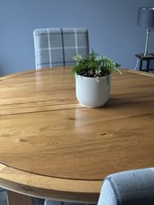 Beautiful Oak Furniture Land Table & 4 Chairs