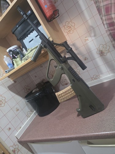Steyr aug rifle bright - aug,