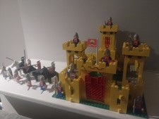 Lego Yellow Castle set 375 / 6075 Great condition original parts