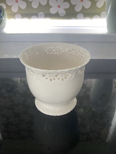 Creamware unmarked glossy - creamware,