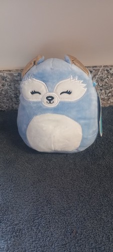 Squishmallow melani the arctic - the,