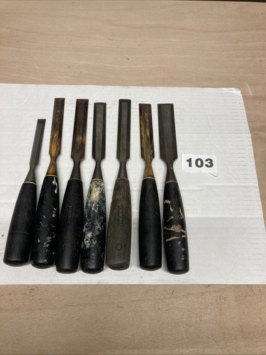 Wood working chisels - working,