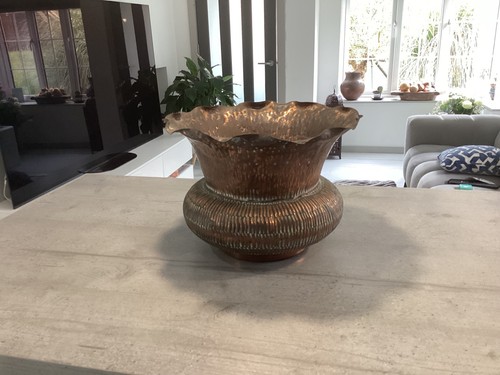 Copper jardiniere planter