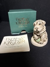 Harmony Kingdom The Original Box Figurine - Fuss Pot