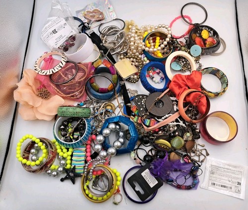 Mixed 35kg job lot - 2.35kg,