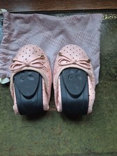 Ladies Pink Ballet Flats Bow