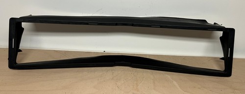 Front lower air duct mercedes - front,