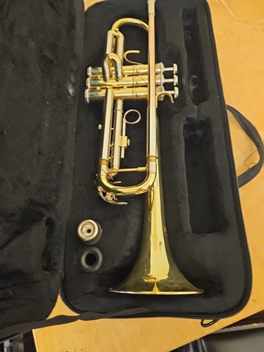 Elkhart 100tr student trumpet - elkhart, trumpet.