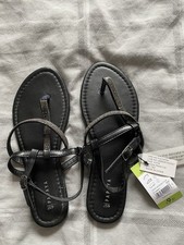 Matalan Flip Flops Size 4