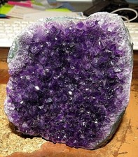 LARGE AMETHYST CRYSTAL CLUSTER