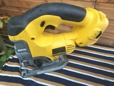 DEWALT DC330 XRP 18V JIGSAW BARE UNIT WITH XR Li-ION BATTERY ADAPTER ONLY