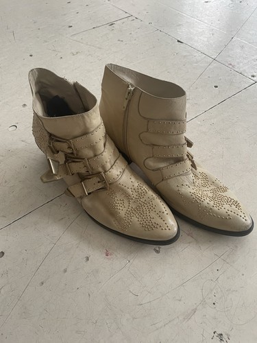 Chloe susanna stuffed - susanna, boots
