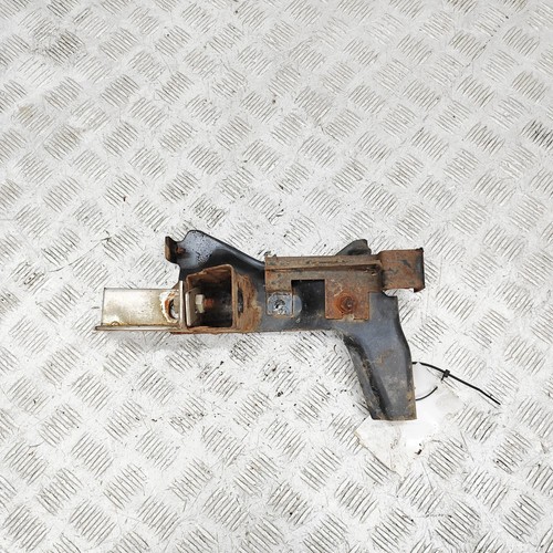 Mitsubishi 200 body part 5 - mitsubishi,