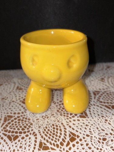 Vintage yellow walking egg cup - yellow,