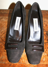 ROBERTO VIANNI CHOCOLATE SUEDE SHOES.   SIZE 37 1/2 ( 4.5)