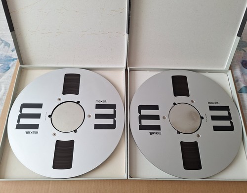 Two maxell 5 inch - two, 10.5-inch
