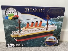 Build-It Titanic 225 Pieces
