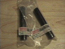 2x GENUINE YAMAHA 50 CW50 BWS