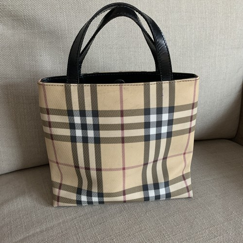 Burberry london classic nova - burberry,