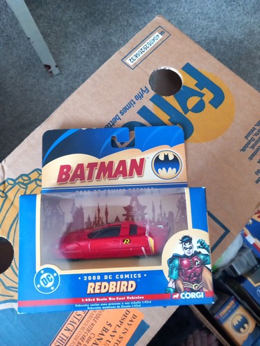 Corgi batman 2000 redbird - dc,