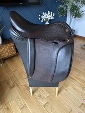 Black Country Poppy 15" Medium Wide Havana Showing Saddle