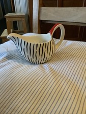 Midwinter Style craft Retro Jug