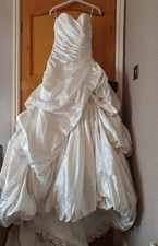 Maggie Sottero ivory satin Wedding Dress UK size 6 - 8.