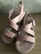 Skechers Luxe Foam Fierce