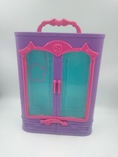 Sindy Dolls Wardrobe Zuru