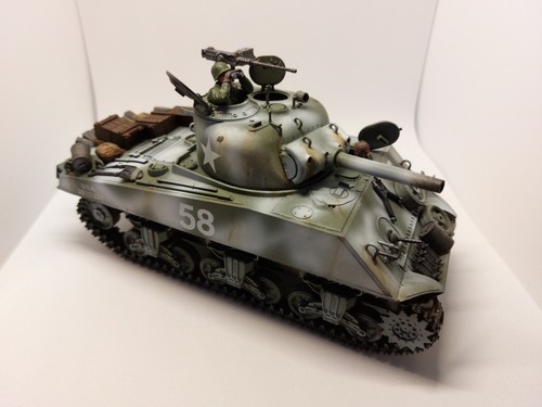 Tamiya m4a3 sherman - tamiya,