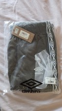 Umbro Mens BRAND NEW Khaki