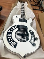 White Electric Guitar Zakk