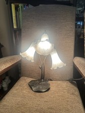 Lily Tiffany Style Table Lamp