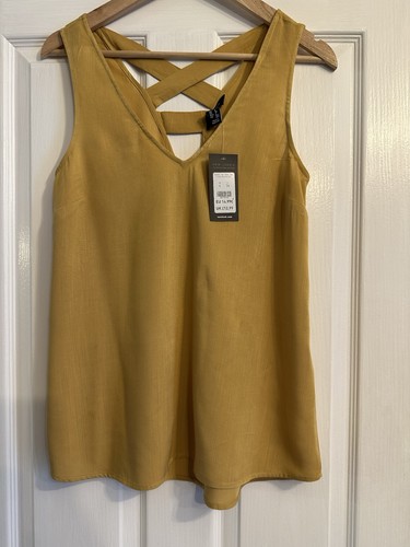 Bnwt new look - new,