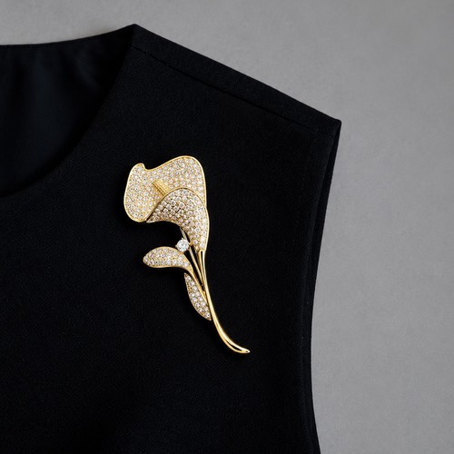 Calla lily brooch crystal - calla,