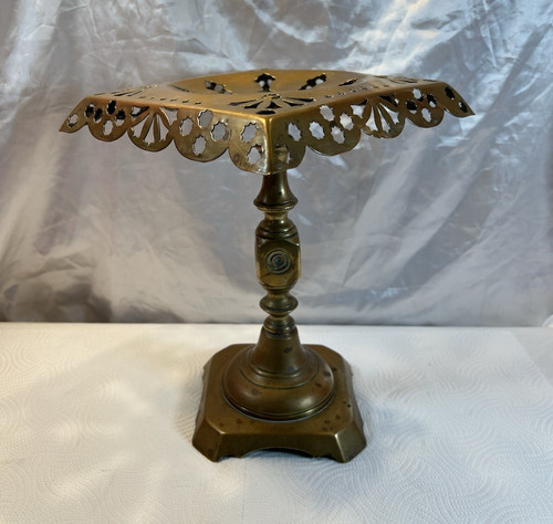 Vintage fireside brass trivet - brass,