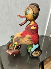 Antique Wind Up Metal Duck On