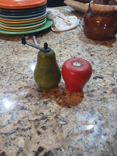 Vintage wood red - red, apple