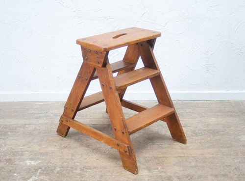 Vintage pine step - pine, a