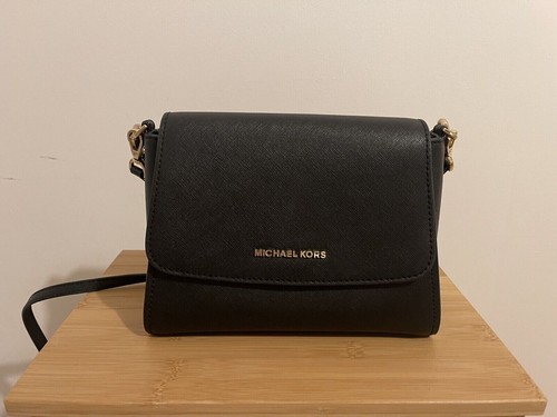 Michael kors black crossbody - michael,