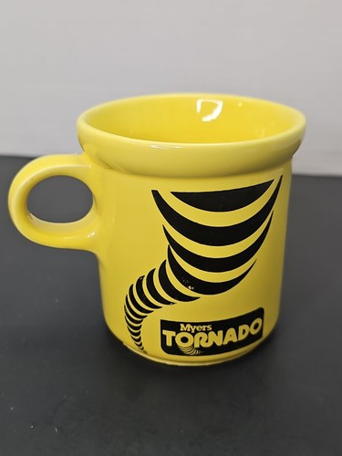 Vtg mccoy pottery - pottery, yellow