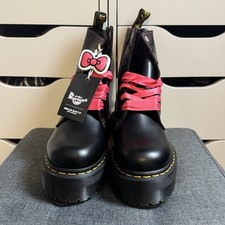 Dr Martens X Hello Kitty And
