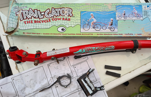 Trail gator bicycle - bicycle, tow