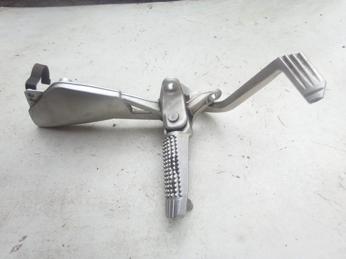 Bmw k1200s right footrest - ,