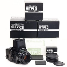 Bronica ETRSi Complete Camera Boxed - Body, 75mm F2.8, WLF Back Etc STK: 41781