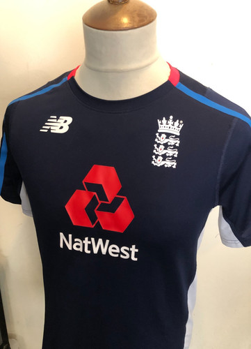 England cricket shirt size - cricket,