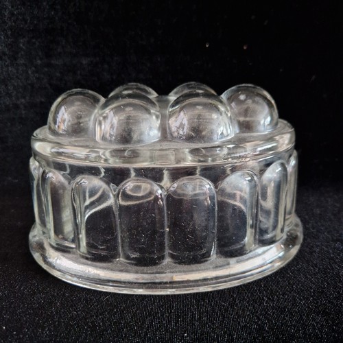 Medium vintage oval glass - medium,