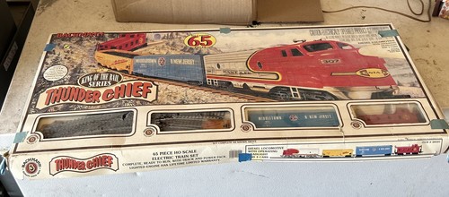 New bachmann thunder chief - new,