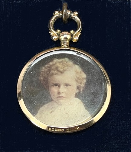 Antique 9ct solid gold - antique,