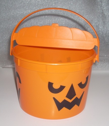 2022 mcdonald halloween - 2022,